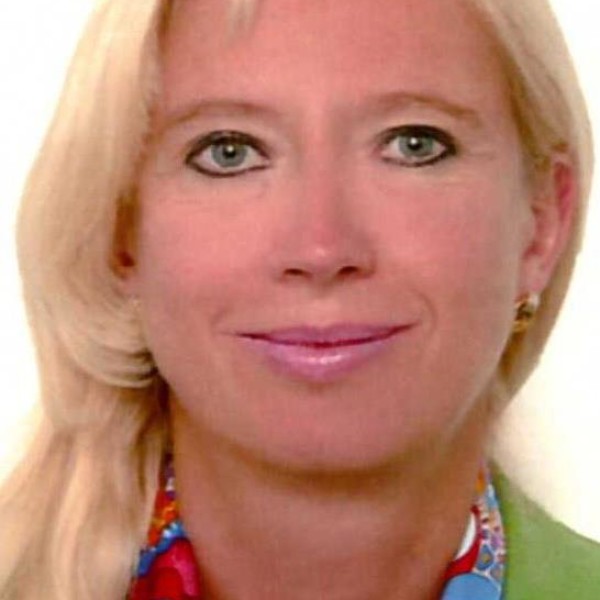 Dr. Edith Szivas – United Kingdom