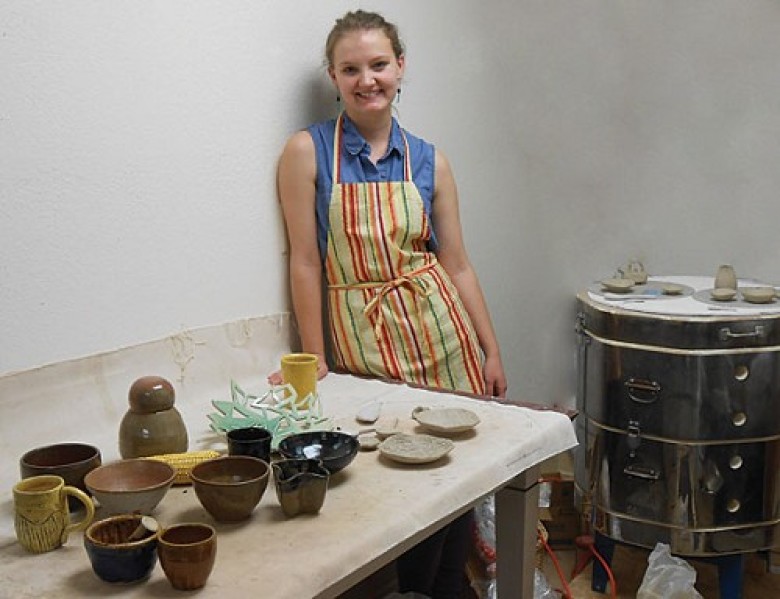 Emerging artist supporting countywide Empty Bowls event
