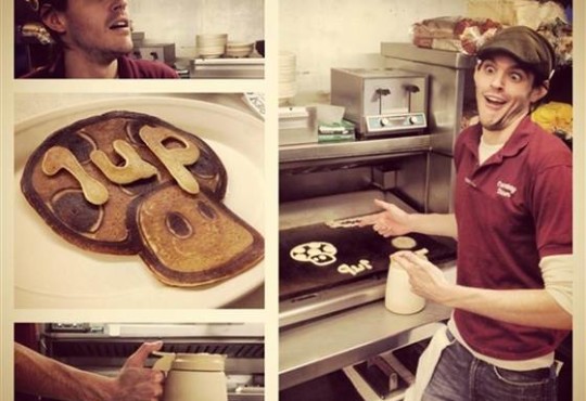 This guy's pancake art is amazing! See his edible designs of the TODAY anchors