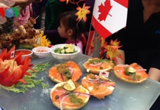 Food Festival Promotes Cultural Exchange