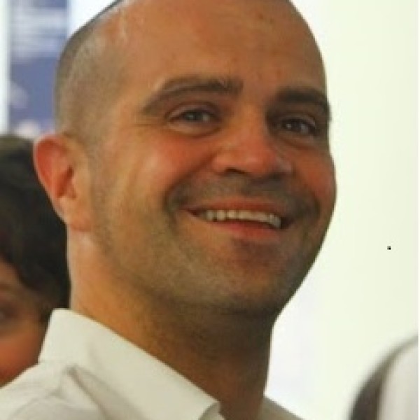 Dr. Alessio Cavicchi – Italy