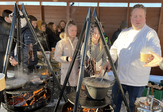 Hundreds-of-students-celebrated-the-Trondelag-Food-Manifesto.png
