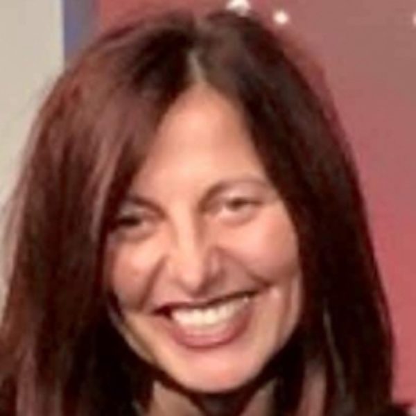 Renata-Vincek_Photo_Website.jpg